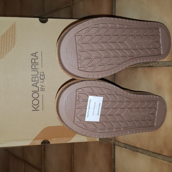 Koolaburra by UGG K Victoria Short Chestnut 5 NWT - Picture 7 of 13
